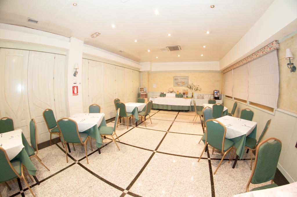 Hotel Ana Maria à Grenade Extérieur photo