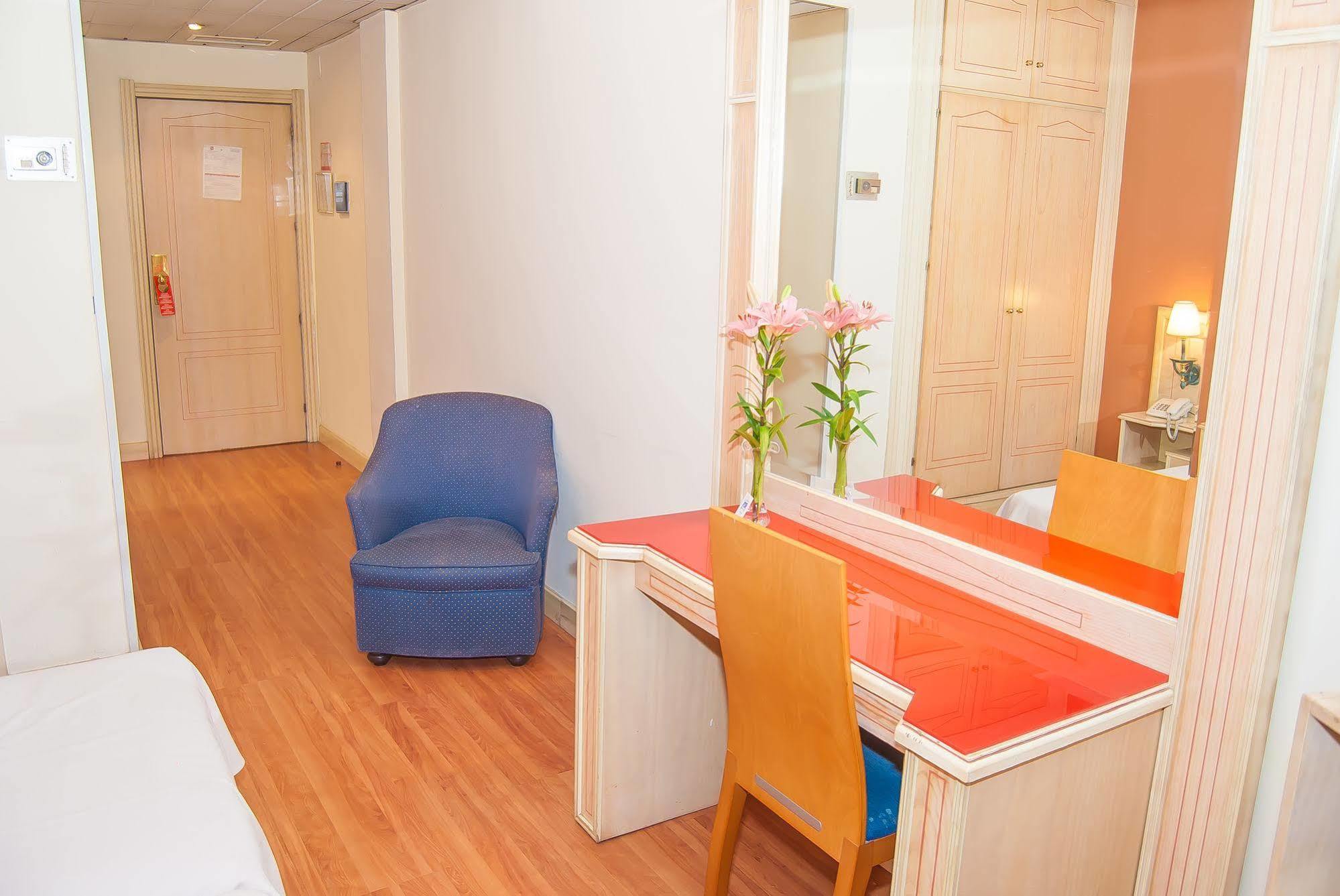 Hotel Ana Maria à Grenade Extérieur photo