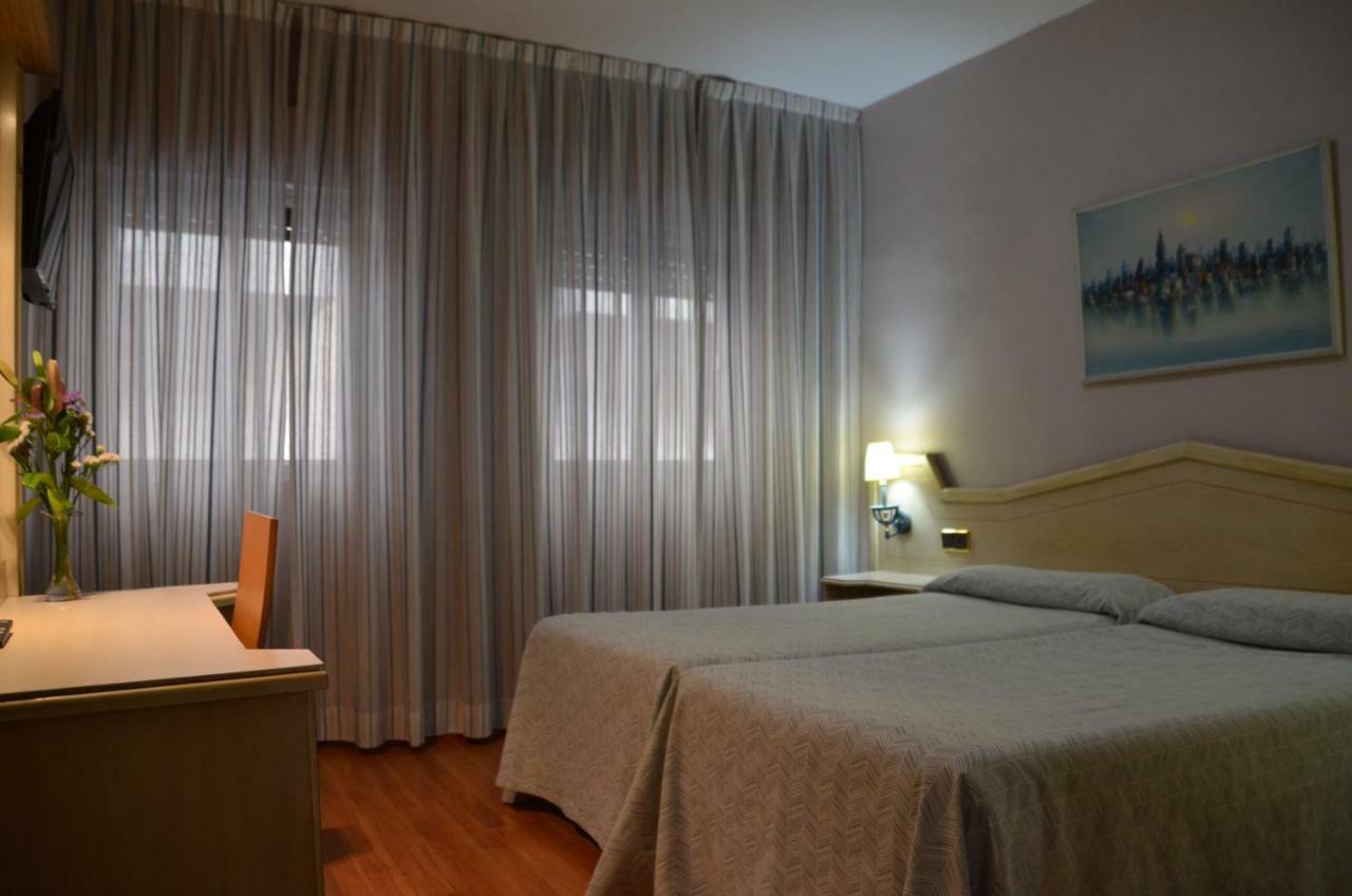 Hotel Ana Maria à Grenade Extérieur photo